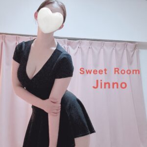 ブログ一覧 10 a woman in a black dress